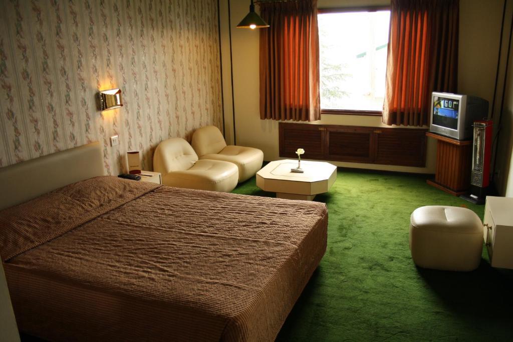 Honeymoon Inn Shimla Habitación foto